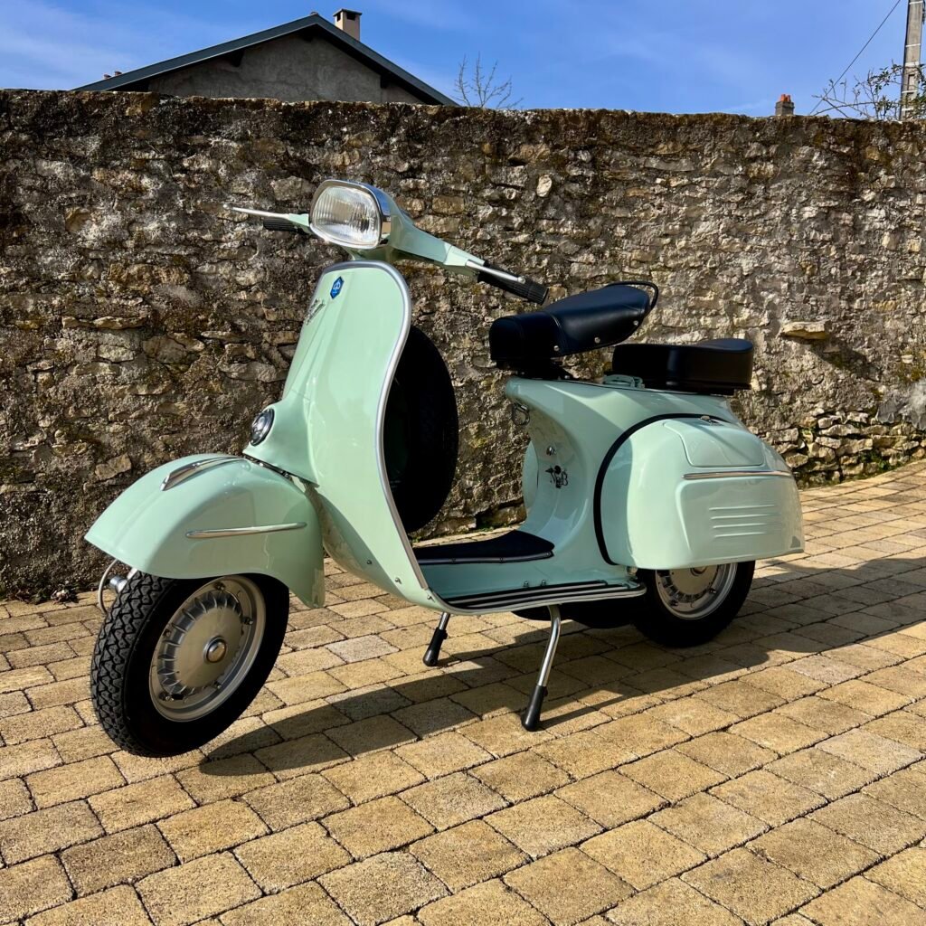 Vespa 125 sprint